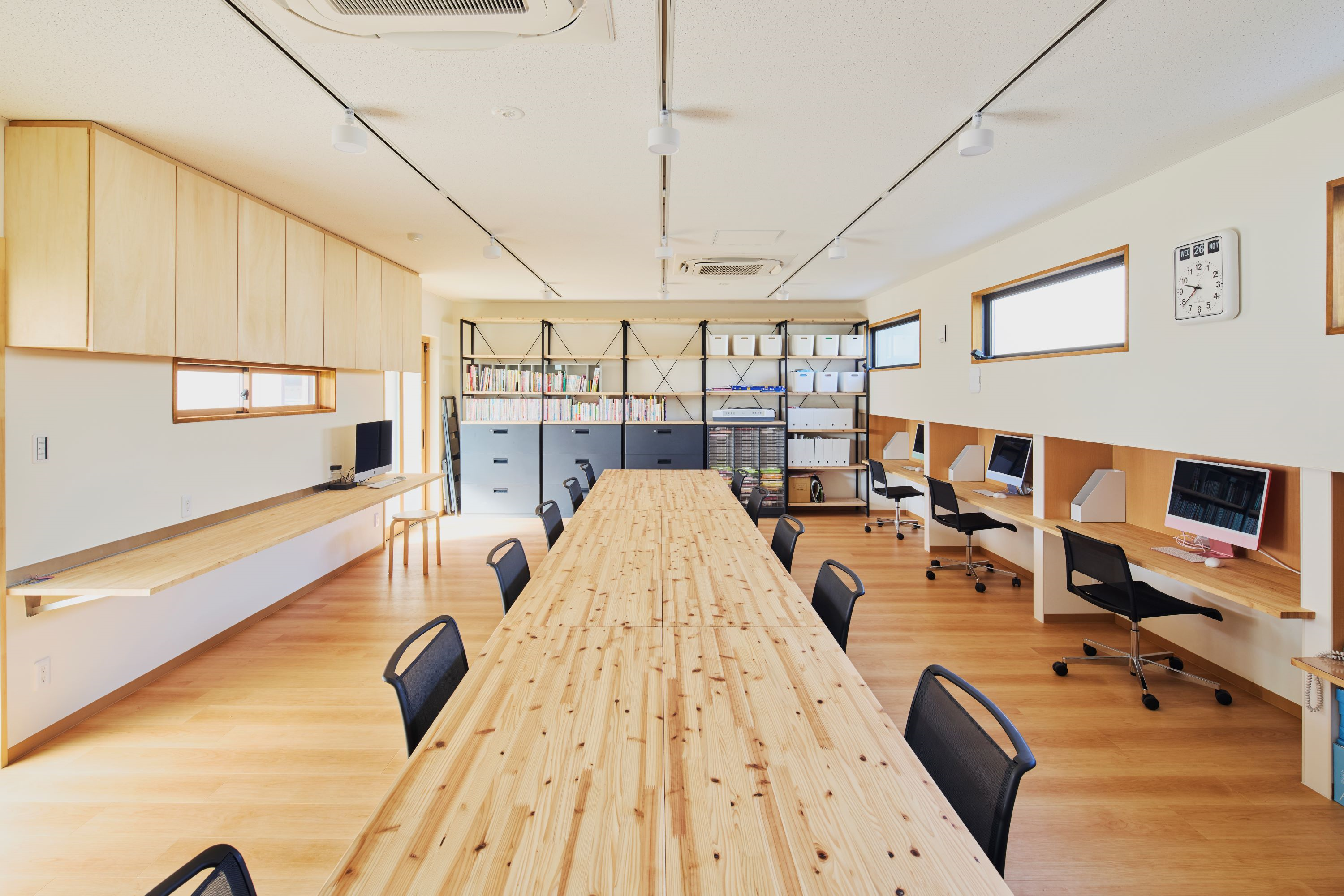 蛍池文化幼稚園  [職員室]