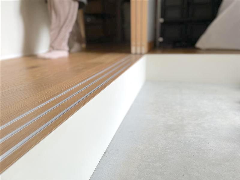 モルタルでも直線に妥協なし